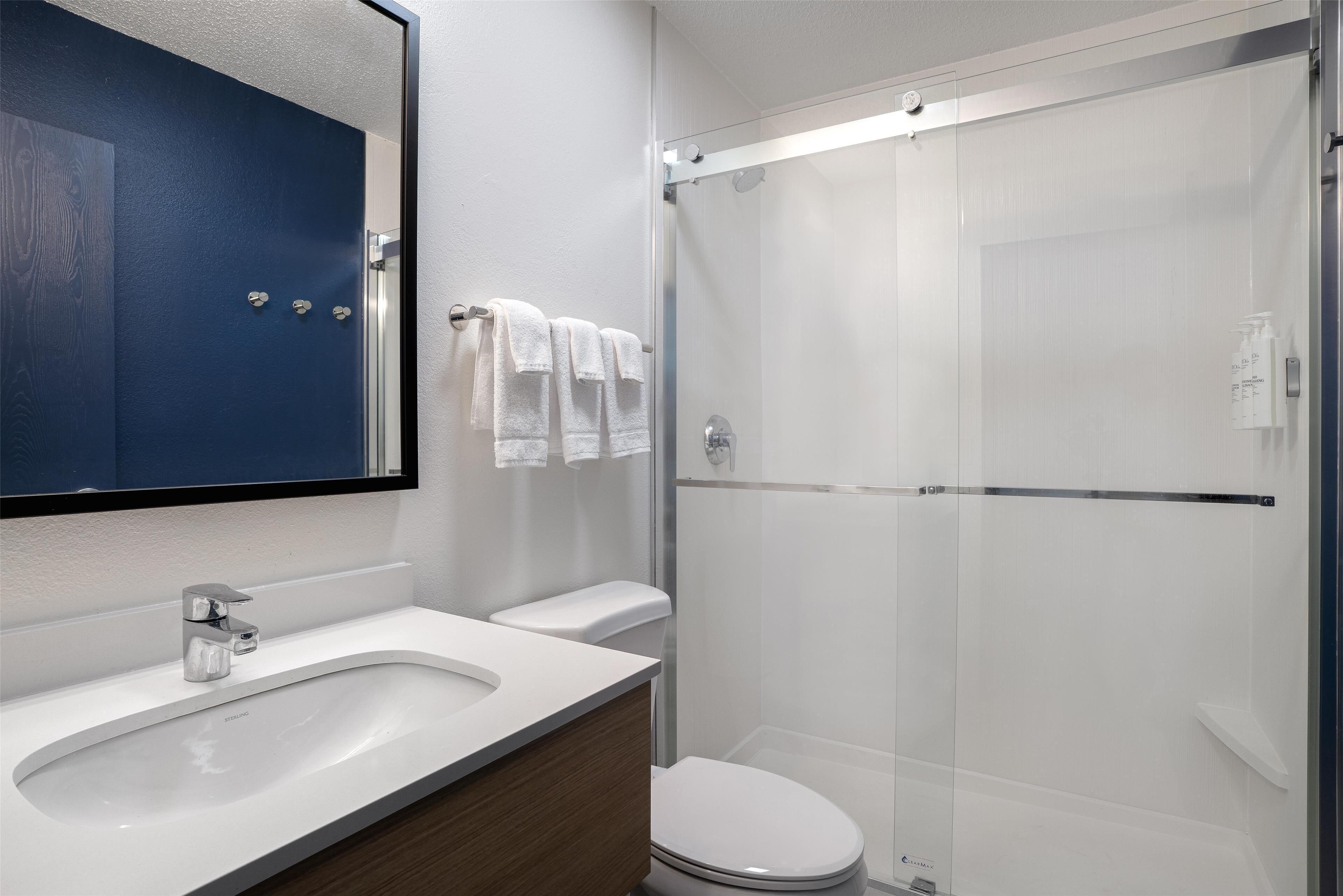 Badkamer met douche