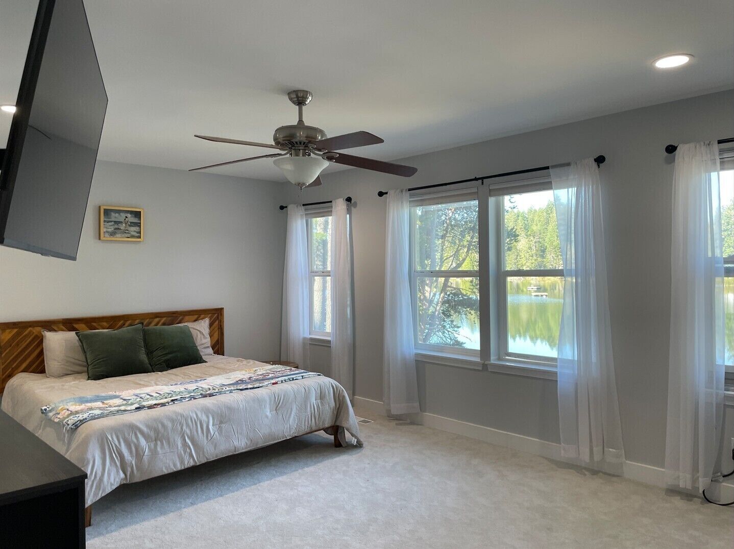 4 Schlafzimmer, Schreibtisch, kostenloses WLAN, Bettwäsche