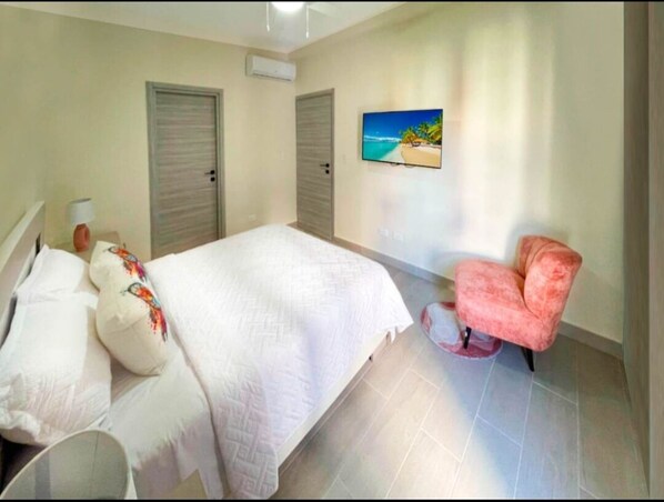 1 bedroom, iron/ironing board, free WiFi, bed sheets