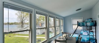 Rare 9BR Luxury Retreat | Hot Tub | Game Room