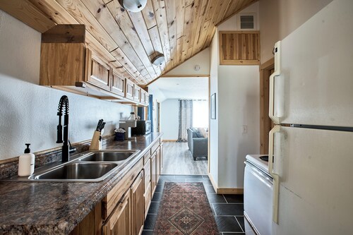 Misty Mountain Lodge