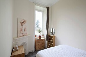 3 bedrooms, Internet, bed sheets