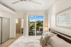 2 bedrooms, iron/ironing board, free WiFi, bed sheets - Luxury Beachfront Condo (201) (Simpson Bay)
