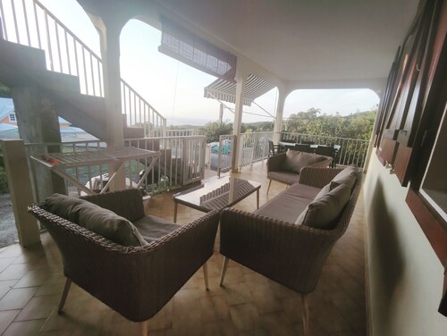 HIBISCUS rental