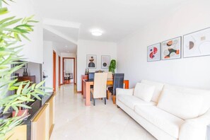 Luokittelematon kuva, 2 kautta 19, painike