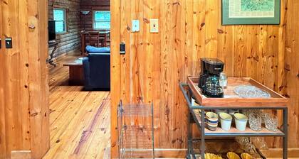 3 BR Log Cabin & 14 acres of private forest; short drive from New Castle and AT