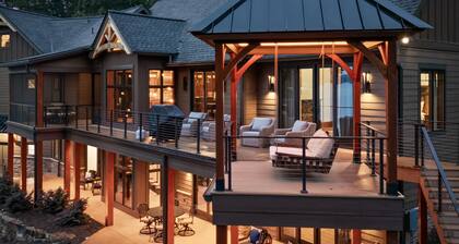 Moonlight Cove | Sleeps 14- 6BDs| Rustic Charm