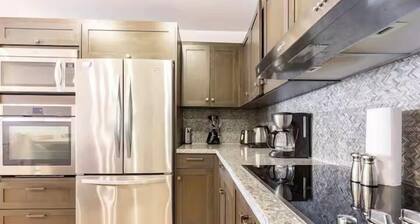 3 Bedroom Condo in Croc's Casino Resort