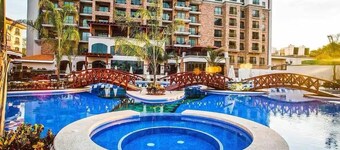 3 Bedroom Condo in Croc's Casino Resort