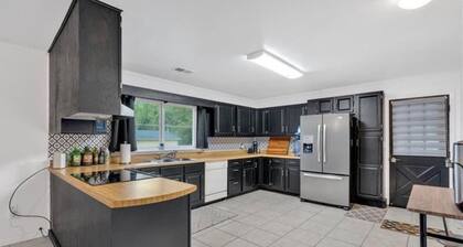 Relax and retreat in Fayetteville