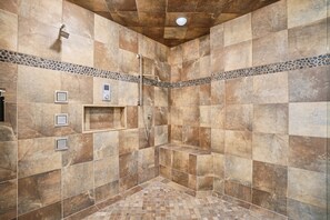 Shower, hair dryer, towels - PC Old Town with Stunning Ski & Main Street Views (Park City)