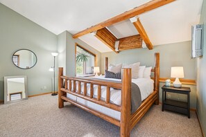 3 chambres, fer et planche à repasser, accès au Wi-Fi (inclus)