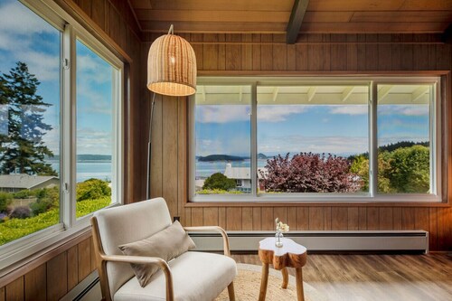 Morden Rustic 6B3B w/ Water & Mountain View + BBQ