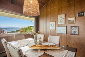 Dining - Stunning Ocean & Mountain Views | 2BR/2BA with BBQ (Oak Harbor)
