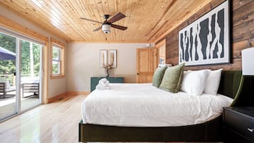 5 bedrooms, iron/ironing board, free WiFi, bed sheets