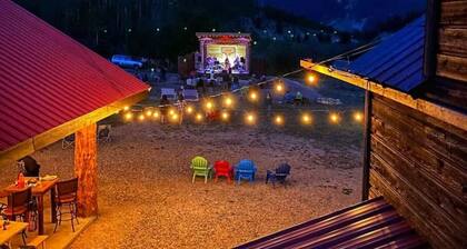 Columbine Roadhouse in Silverton