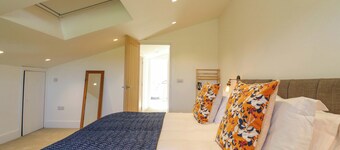 Number 3 The Barn House