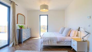 Individually decorated, individually furnished, free WiFi