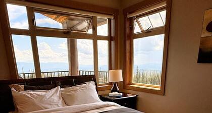 The Raven Penthouse-6 Bedroom 5 Bathroom Ski Condo with 3 Master Bedrooms + Loft