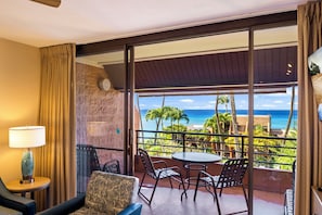 Classic Condo, 1 Bedroom, Lanai, Ocean View | Lanai