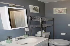 Towels, soap, toilet paper