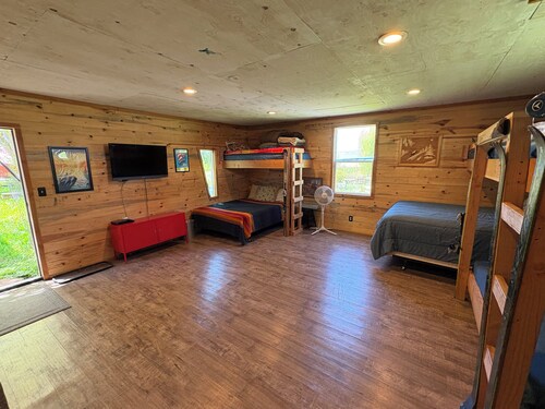 Cozy Cabin In The Country - Dingle, ID