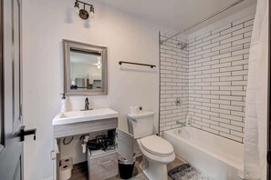 Regadera y secadora de cabello 