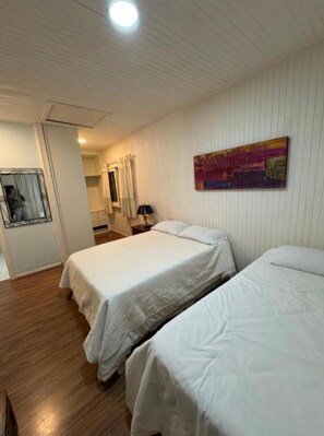 Family Triple Room, Mountain View | Free WiFi - Vila florenca B&B (Campos do Jordao)