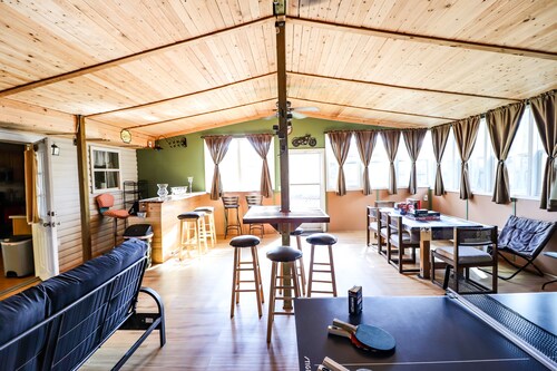 Near Fort Polk • Gameroom • Fire Pit • Golf • Beach