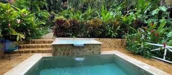 Charming 2-bedroom house in peaceful Montezuma with AC