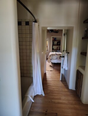 1 soveværelse, strygejern/strygebræt, Wi-Fi, sengetøj