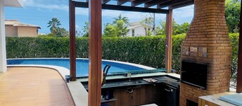 Paradise! High-end house in a seaside condominium.