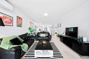 TV connectée, espaces bureaux