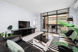 Smart TV, offices