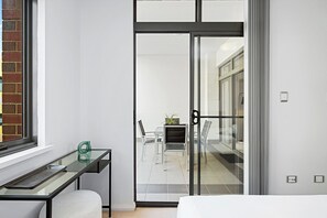 2 bedrooms, desk, iron/ironing board, free WiFi