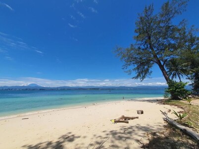 Mamutik Island Lodge