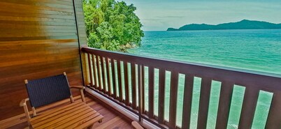 Mamutik Island Lodge