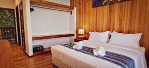 Deluxe Double or Twin Room, Balcony, Sea View | In-room safe - Mamutik Island Lodge (Mamutik Island)