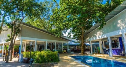 Mamutik Island Lodge