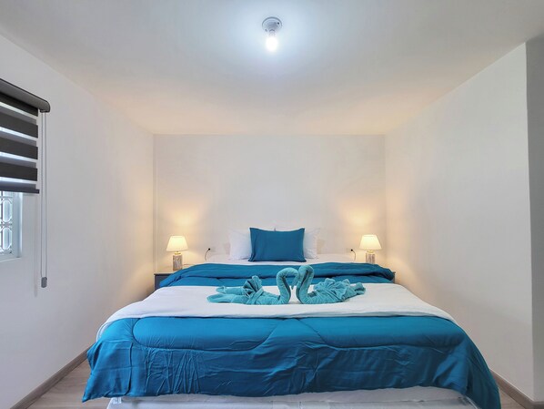 3 bedrooms, iron/ironing board, Internet, bed sheets