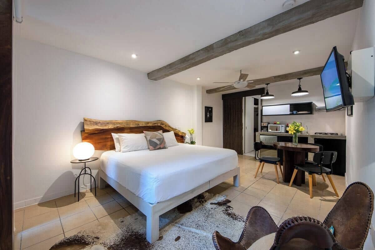 Studio Deluxe, rez-de-chaussée | Coffres-forts dans les chambres, chambres insonorisées