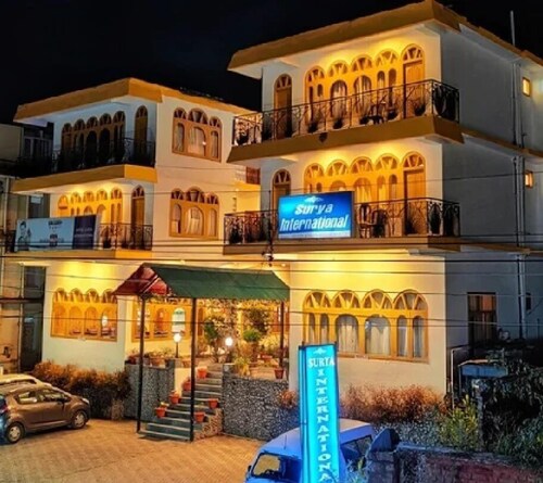 Hotel Surya International - Manali