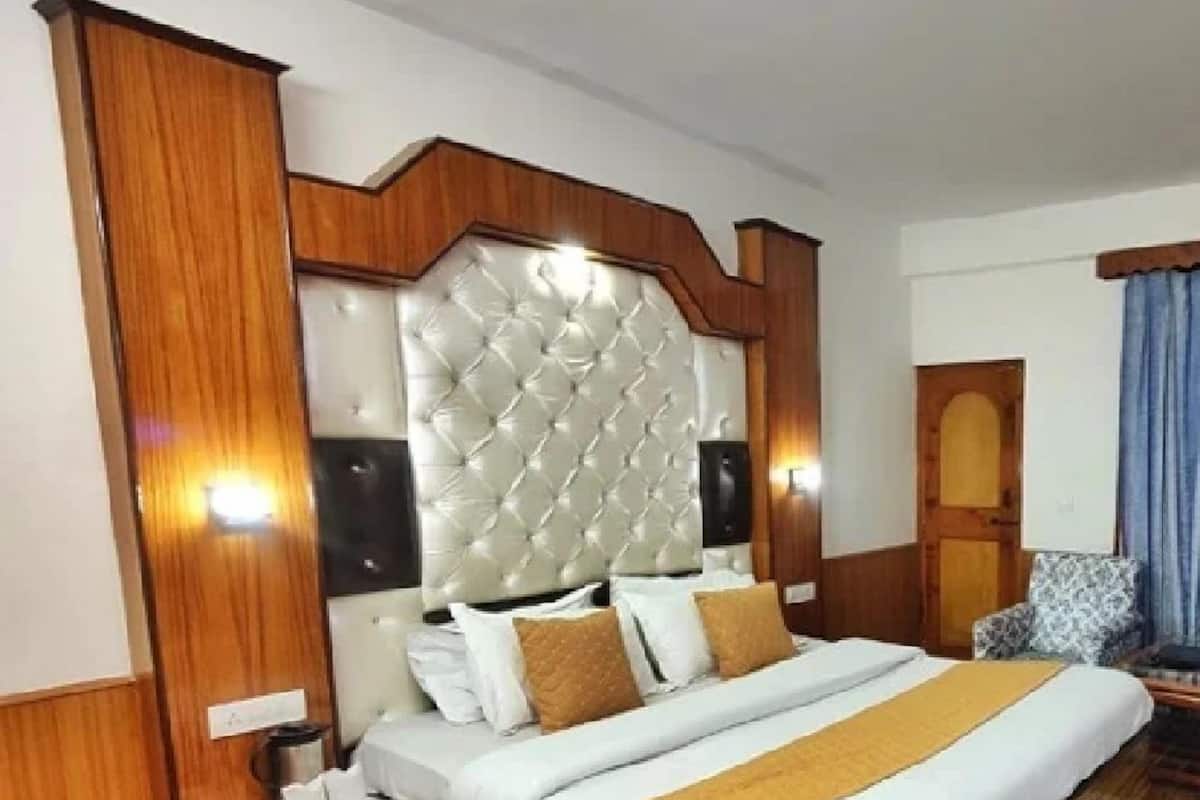 Premium bedding, memory-foam beds, in-room safe, desk