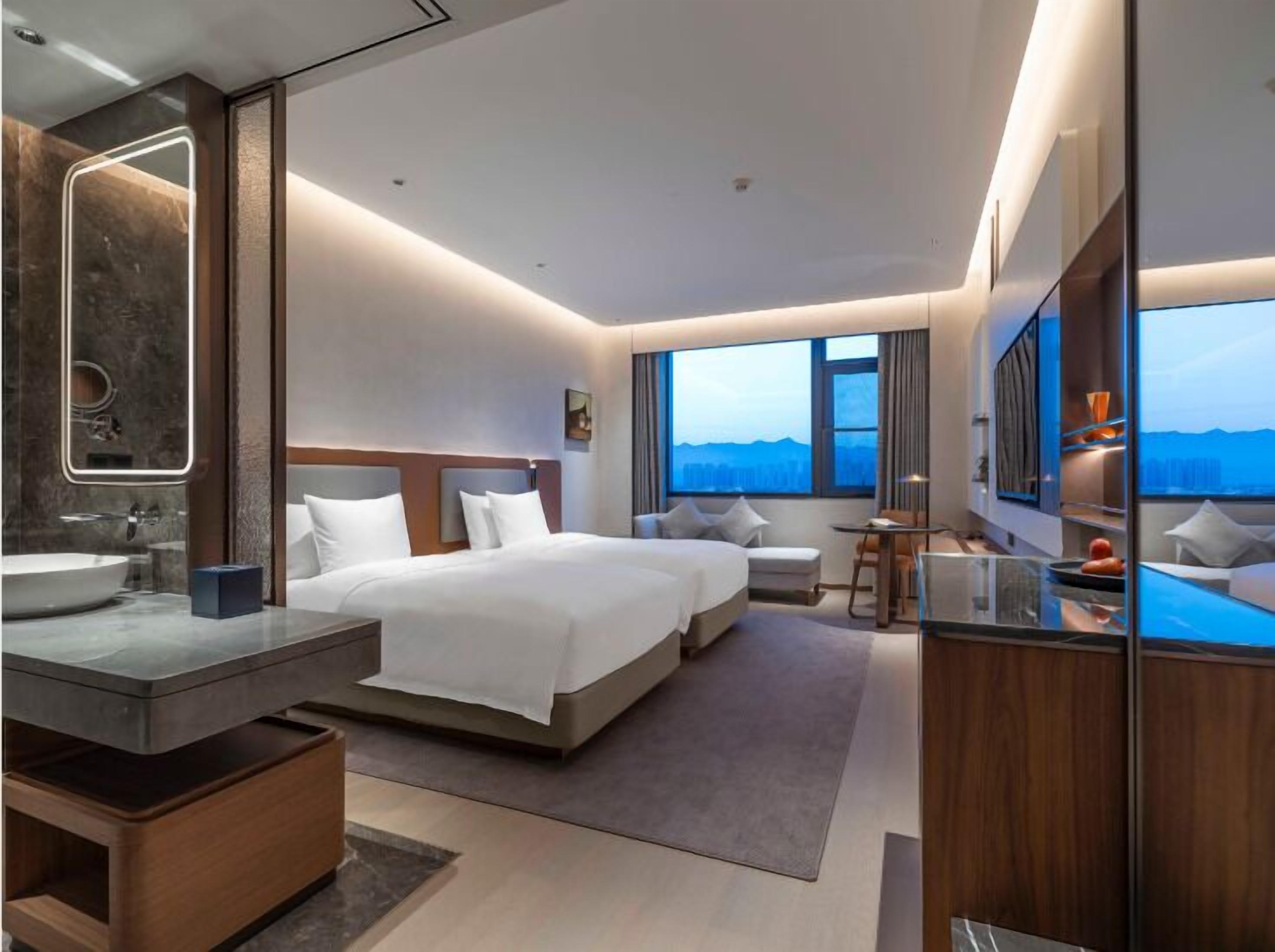 Elite-Doppelzimmer, Stadtblick | Verdunkelungsvorhänge, Bügeleisen/Bügelbrett, kostenloses WLAN