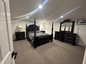 3 Schlafzimmer, Schreibtisch, Bügeleisen/Bügelbrett, kostenloses WLAN