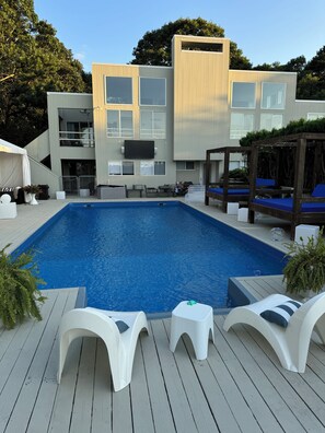 Piscine extérieure, piscine chauffée