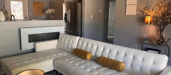 Welcome to La Casa de Oro! Enjoy this comfortable 3 bedroom home in Santa Fe!