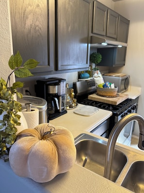 Microwave, oven, stovetop, dishwasher