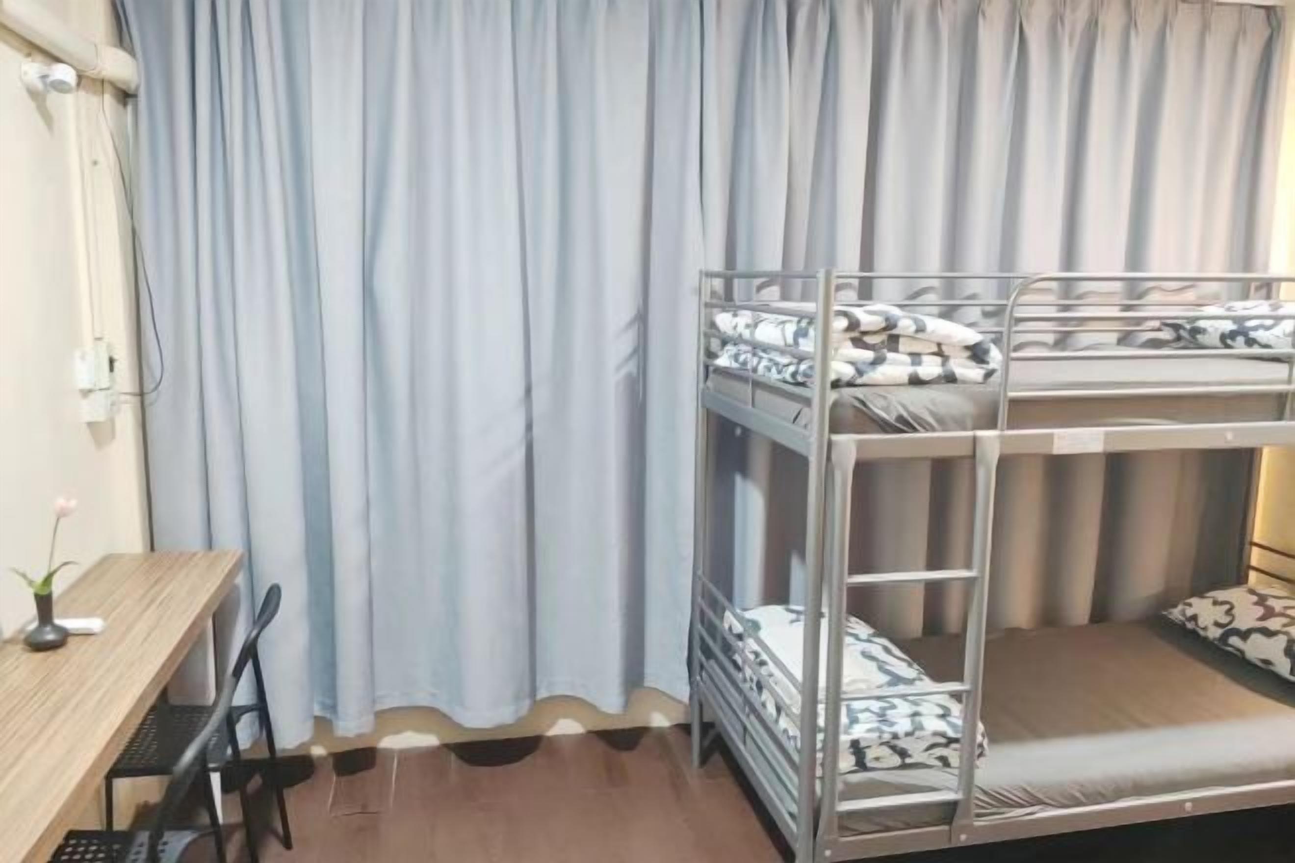 Escritorio y wifi gratis 