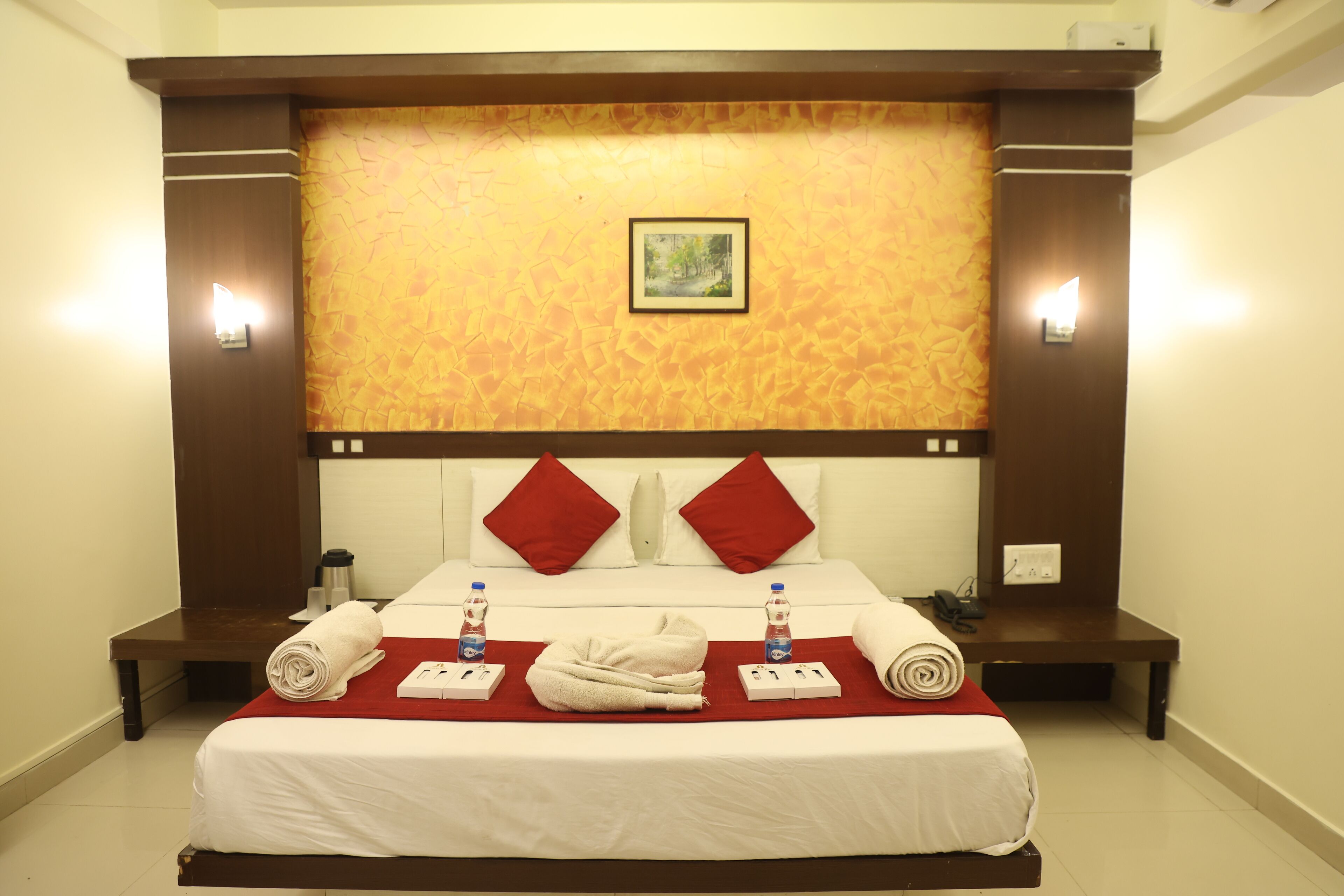 Deluxe Double Room | Free WiFi, wheelchair access